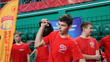 Новосибирское &quot;Динамо&quot; приняло участие в проведении &quot;Молодецких игр&quot;