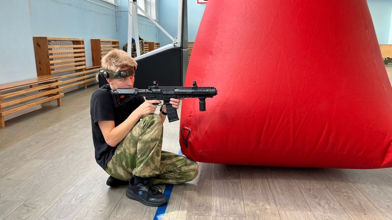 Тренировка с юными патриотами