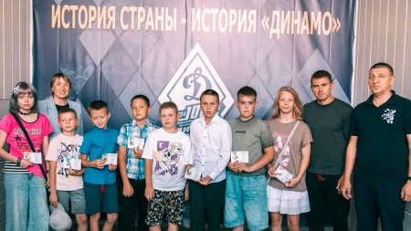 Юным динамовцам вручены знаки ГТО