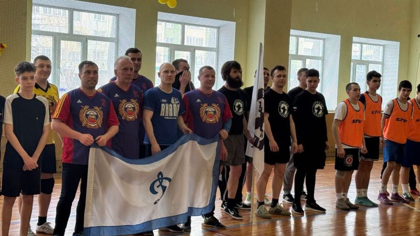 Соревнования по мини-футболу в Центре "Теплый дом"
